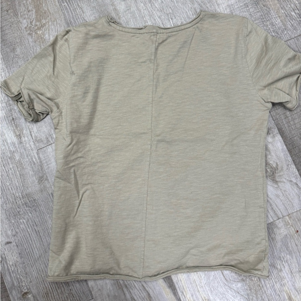 Pastel green t-shirt| Zara